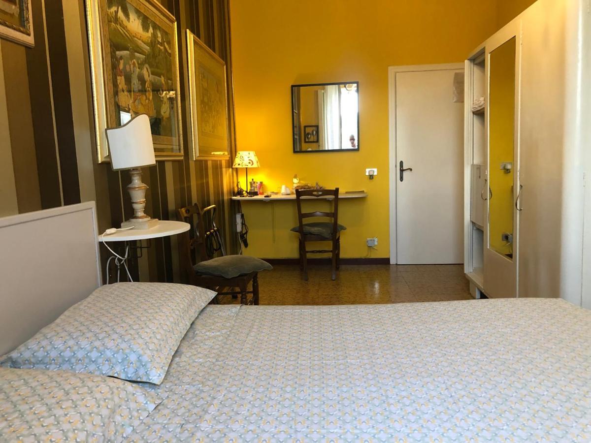 Bed and Breakfast La Finestra Sul Fiume Фоссомброне Екстер'єр фото