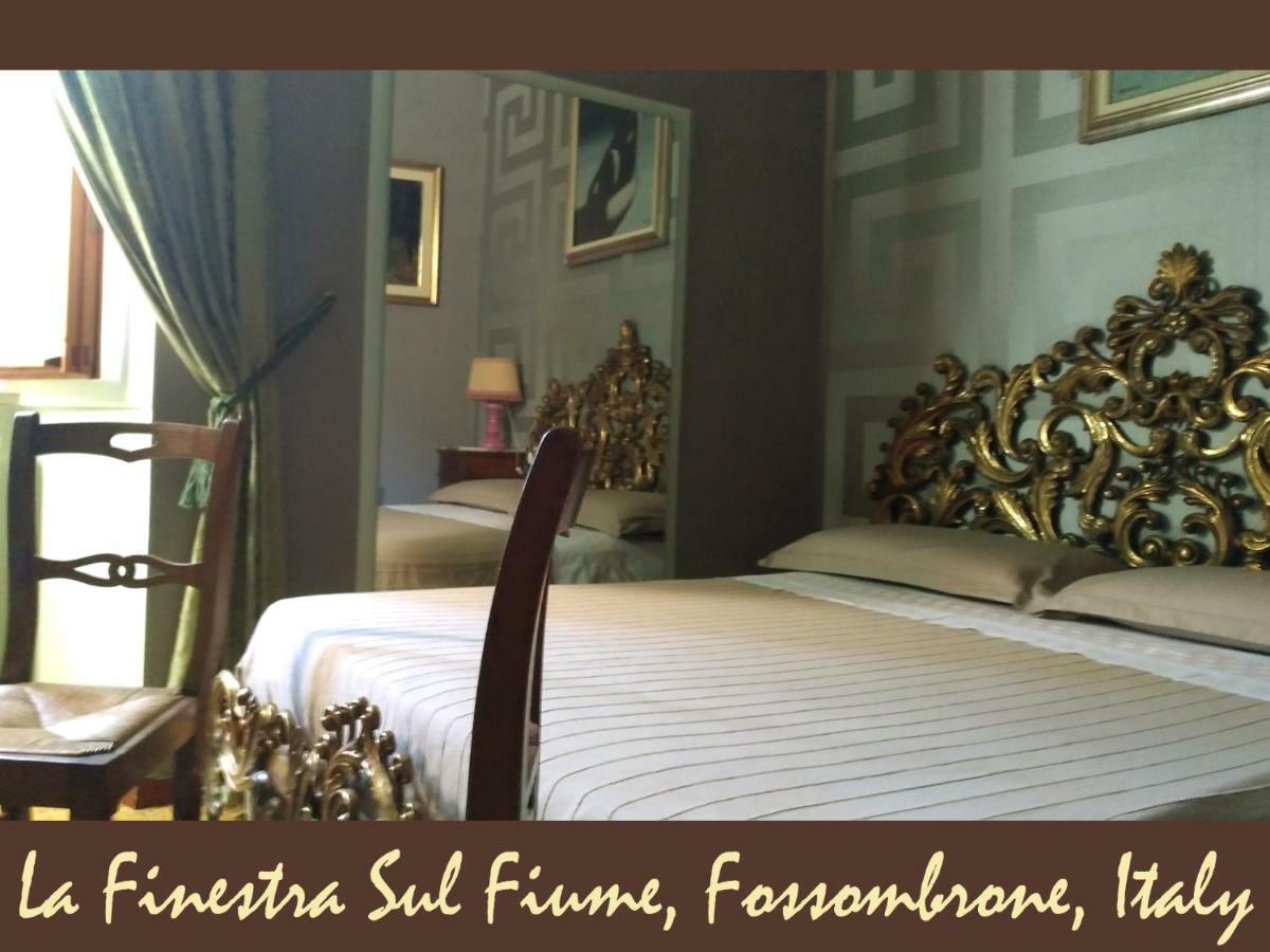 Bed and Breakfast La Finestra Sul Fiume Фоссомброне Екстер'єр фото
